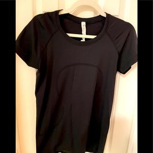 Lululemon Black Swiftly Tech Short Sleeve 2.0